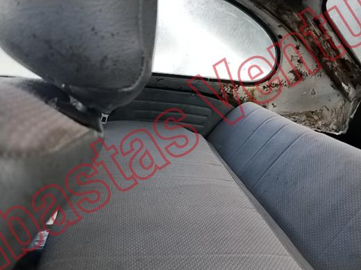 VOLKSWAGEN SEDAN 1992, foto 16 de 19