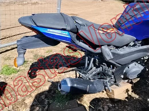 YAMAHA YZF  2021, foto 13 de 19