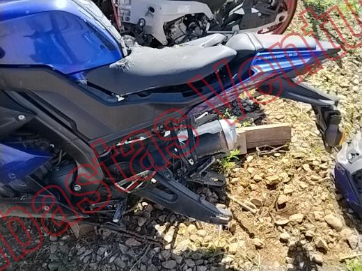 YAMAHA YZF  2021, foto 16 de 19