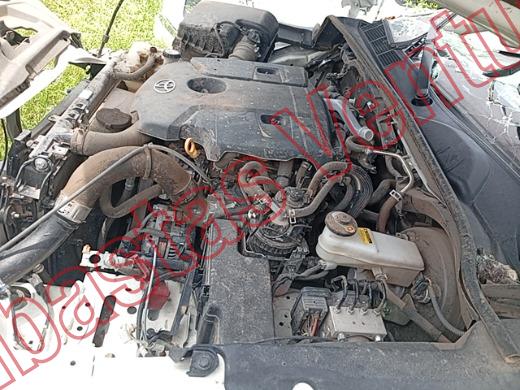 TOYOTA HILUX 2024, foto 9 de 19