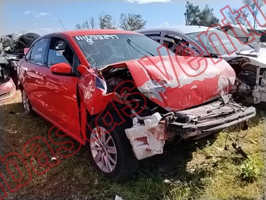 VOLKSWAGEN VENTO 2017, foto 3 de 19