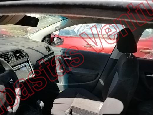 VOLKSWAGEN VENTO 2017, foto 17 de 19