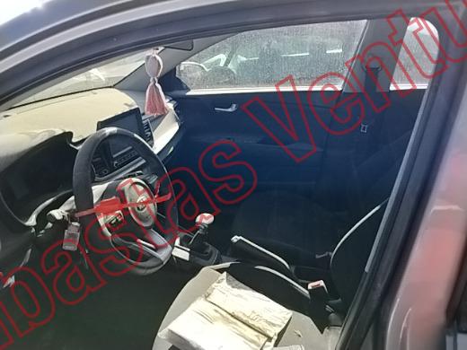 KIA RIO 2021, foto 17 de 19