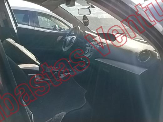 MAZDA MAZDA 3 2013, foto 12 de 19