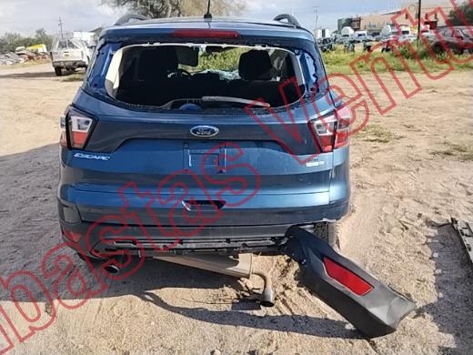 FORD ESCAPE 2018, foto 6 de 19