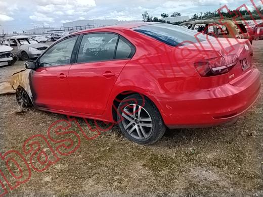 VOLKSWAGEN JETTA 2017, foto 8 de 19