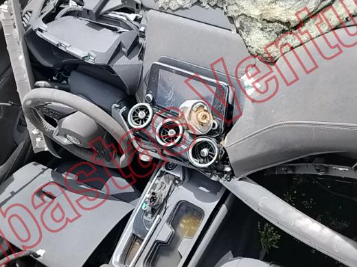 NISSAN SENTRA 2024, foto 14 de 19