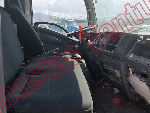 ISUZU ELF 200E 2013, foto 13 de 19