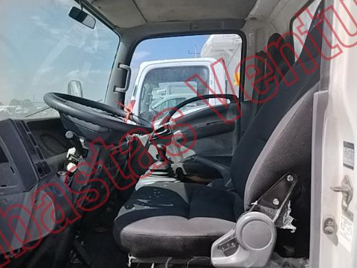 ISUZU ELF 200E 2013, foto 17 de 19