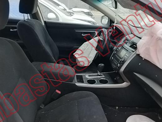 NISSAN ALTIMA 2016, foto 12 de 19