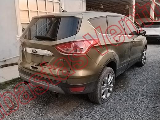 FORD ESCAPE 2013, foto 5 de 19