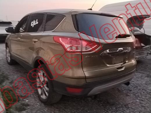 FORD ESCAPE 2013, foto 7 de 19