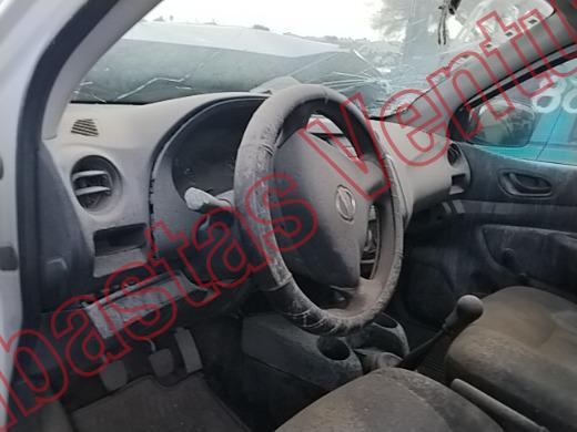 NISSAN NP 300 2016, foto 14 de 19