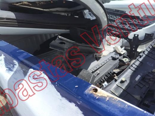 NISSAN FRONTIER  2021, foto 15 de 19