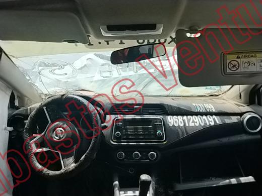 NISSAN VERSA 2022, foto 14 de 19