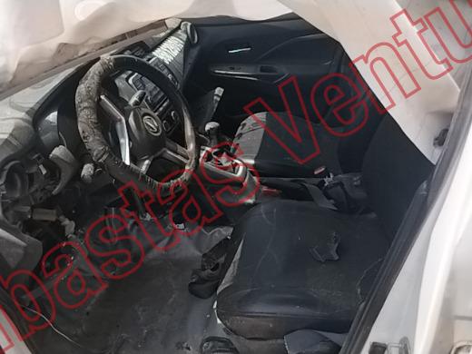 NISSAN VERSA 2022, foto 17 de 19