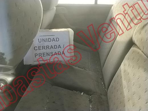 VOLKSWAGEN POINTER 2001, foto 16 de 19