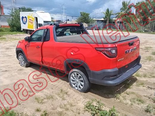 CHRYSLER RAM 700 2024, foto 7 de 19