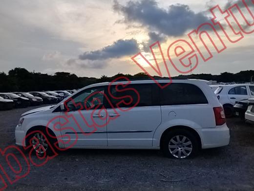 CHRYSLER TOWN AND COUNTRY 2013, foto 8 de 19