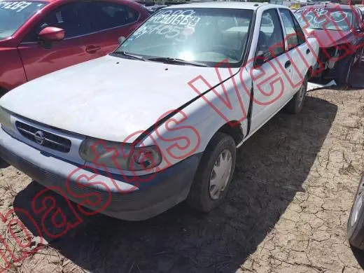 NISSAN TSURU 2003, foto 1 de 19