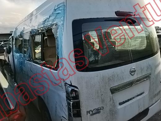 NISSAN URVAN 2020, foto 7 de 19