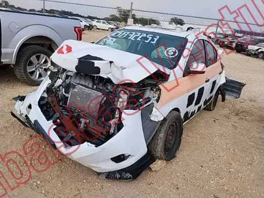 NISSAN VERSA 2018, foto 1 de 19
