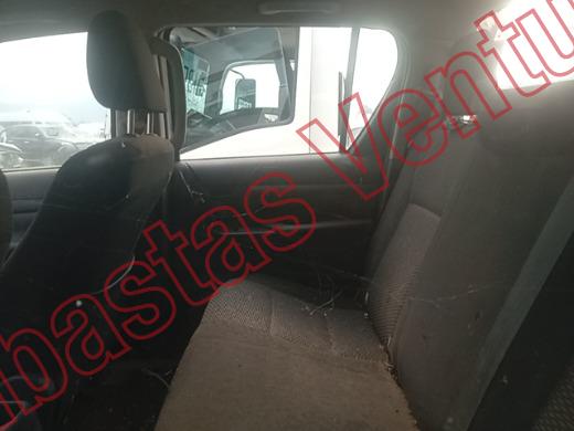 TOYOTA HILUX 2018, foto 16 de 19