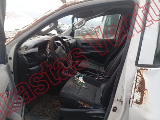 TOYOTA HILUX 2018, foto 17 de 19