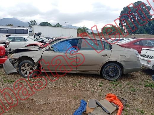 NISSAN ALTIMA 2002, foto 8 de 19