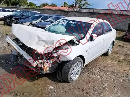 MITSUBISHI LANCER 2013, foto 1 de 19