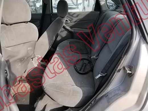 FORD FOCUS 2000, foto 16 de 19