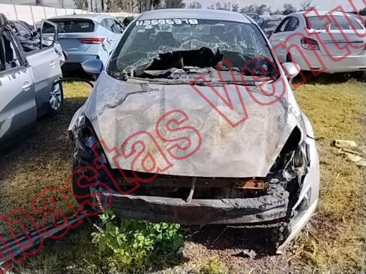FORD FIESTA 2015, foto 2 de 19