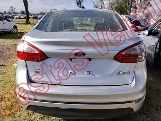 FORD FIESTA 2015, foto 6 de 19