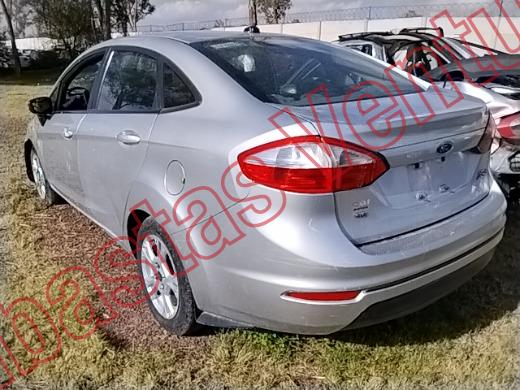 FORD FIESTA 2015, foto 7 de 19