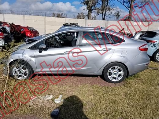 FORD FIESTA 2015, foto 8 de 19