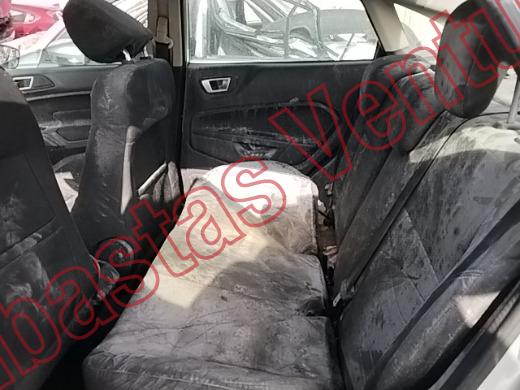 FORD FIESTA 2015, foto 16 de 19