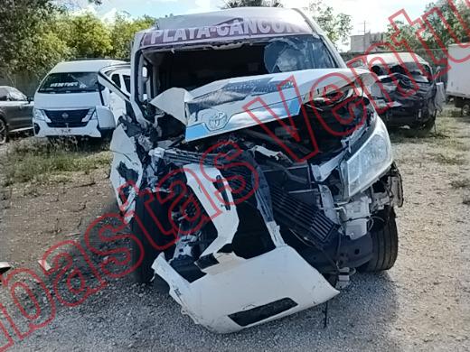 TOYOTA HIACE VAN 2022, foto 2 de 19