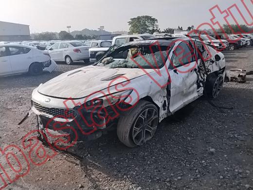 KIA STINGER 2018, foto 1 de 19