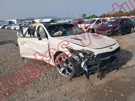 KIA STINGER 2018, foto 3 de 19