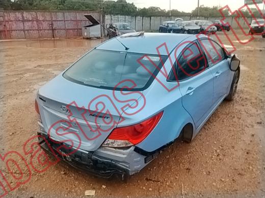 HYUNDAI ACCENT 2012, foto 5 de 19