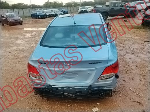 HYUNDAI ACCENT 2012, foto 6 de 19