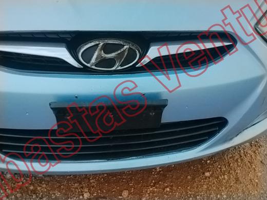 HYUNDAI ACCENT 2012, foto 18 de 19