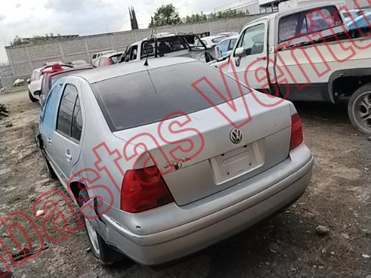 VOLKSWAGEN JETTA 2003, foto 7 de 19