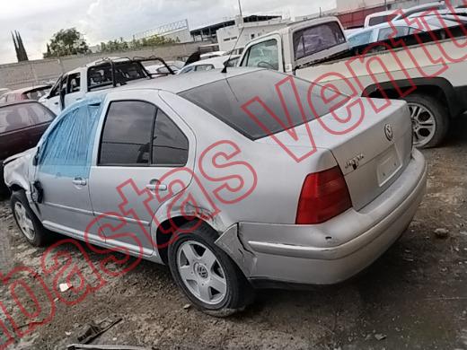 VOLKSWAGEN JETTA 2003, foto 8 de 19