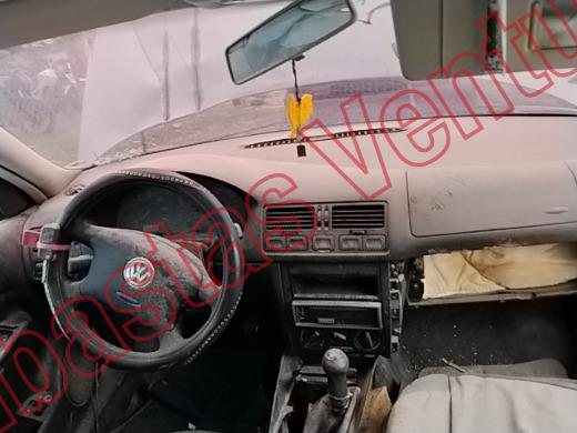VOLKSWAGEN JETTA 2003, foto 14 de 19