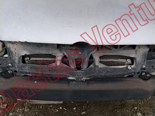 VOLKSWAGEN JETTA 2003, foto 18 de 19
