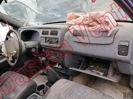 NISSAN FRONTIER  1998, foto 14 de 19