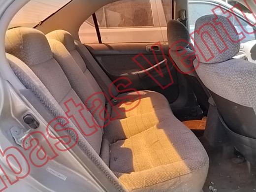 HONDA CIVIC 2000, foto 13 de 19