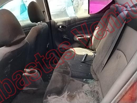 NISSAN VERSA 2021, foto 16 de 19