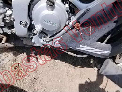 YAMAHA R6S 2001, foto 11 de 19